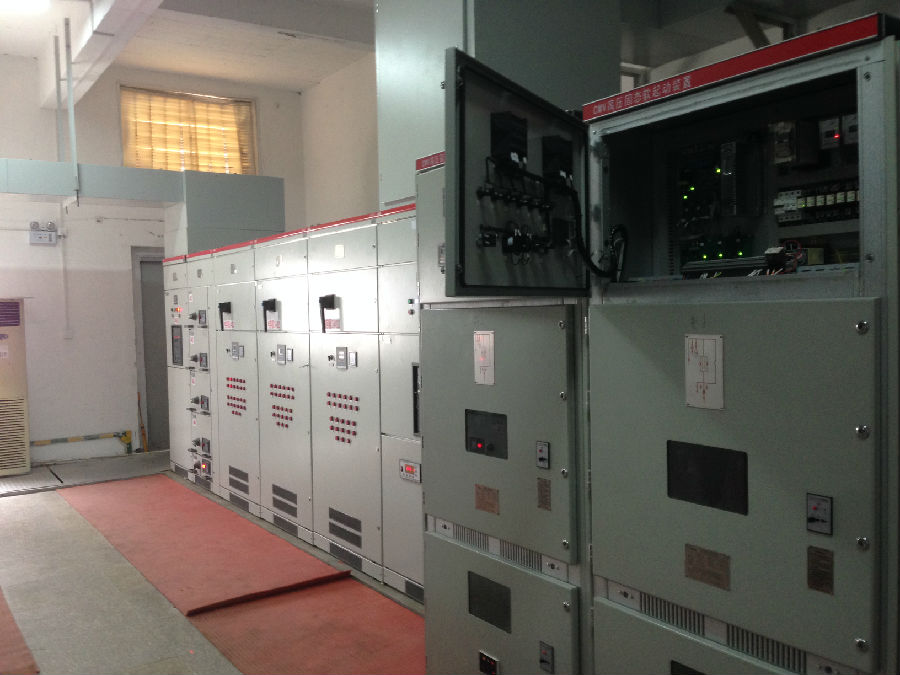 西馳CMV高壓軟起動(dòng)在破碎機(jī)上的應(yīng)用 西馳CMV-560-10高壓軟起動(dòng)在破碎機(jī)上的應(yīng)用(圖2)